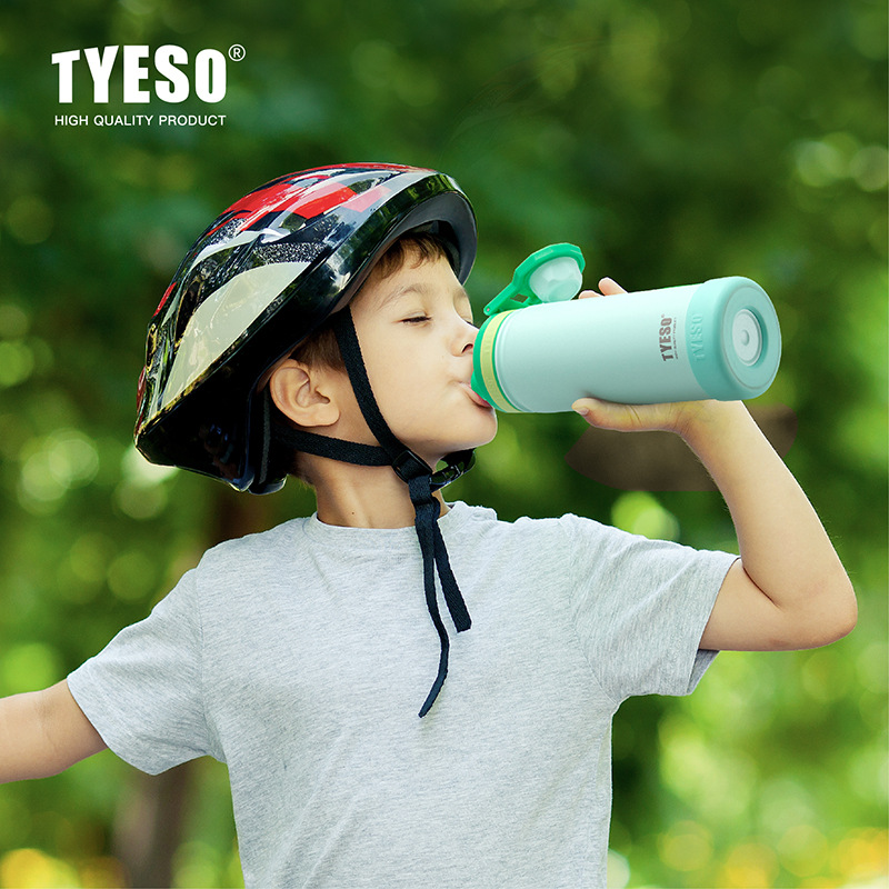 TYESO Borraccia Termica in Acc - Sports Equipment 4 Year Old recensione e prezzo
