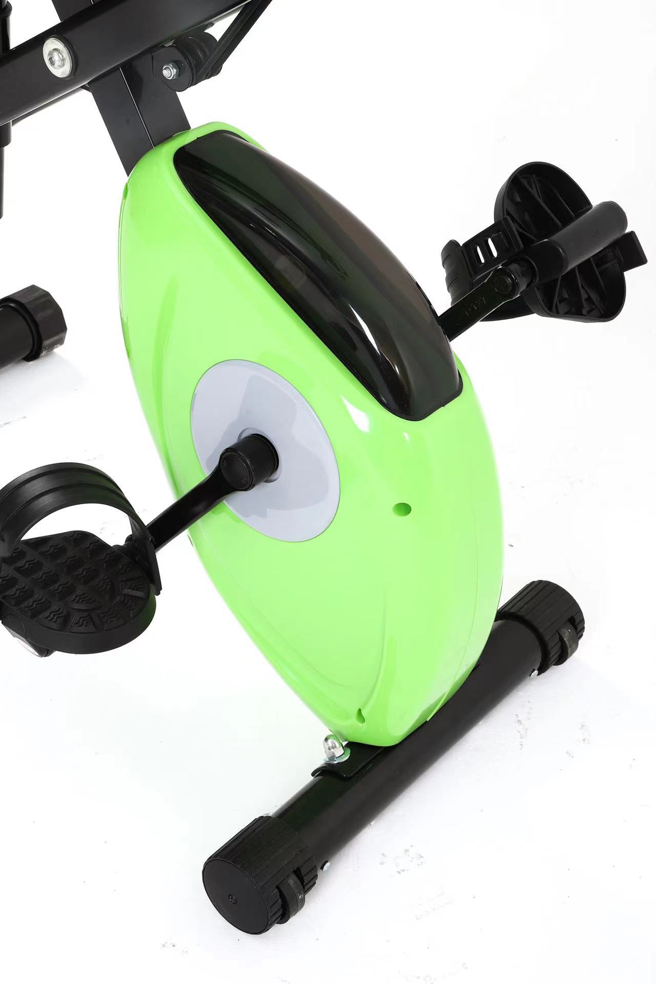 Cyclette Intelligente con App  - Sports Equipment App recensione e prezzo